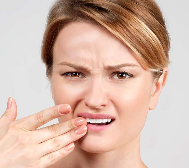 Gilbert What Should I Do If I Chip My Tooth
